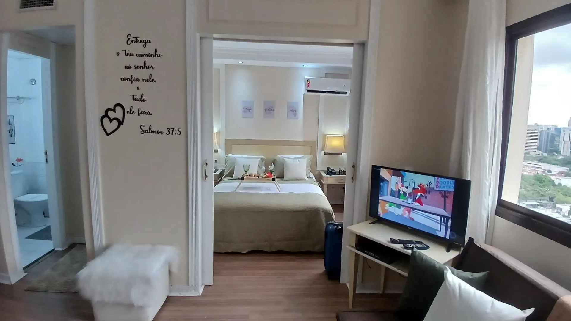 Flat Completo Em Hotel 4 Estrelas No Jardins! Com Piscina, Jacuzzi, Sauna E Academia! Sao Paulo 0*,